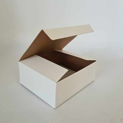 Gift Boxes - Self Assembly 15cm x 12cm x 5.5cm