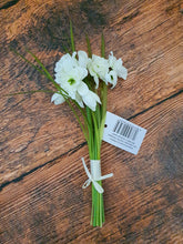 Load image into Gallery viewer, Flowers and Foliage - Artificial Snowdrops Posy - 5 Stems - 23cm Long